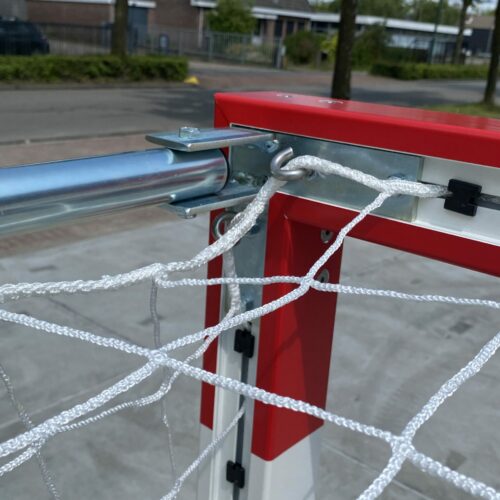 Mini handbaldoel - voetbaldoel 11 Aluminium mini handbaldoel 2×1,6 m. Inclusief net en eenvoudig inklapbaar. Ook te gebruiken als voetbaldoel voor jeugd.